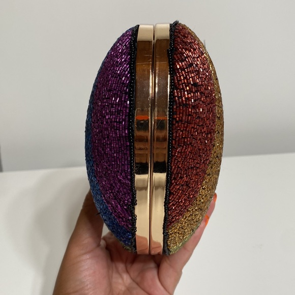 TopShop Rainbow Beaded Heart Clutch or Crossbody - Picture 5 of 16